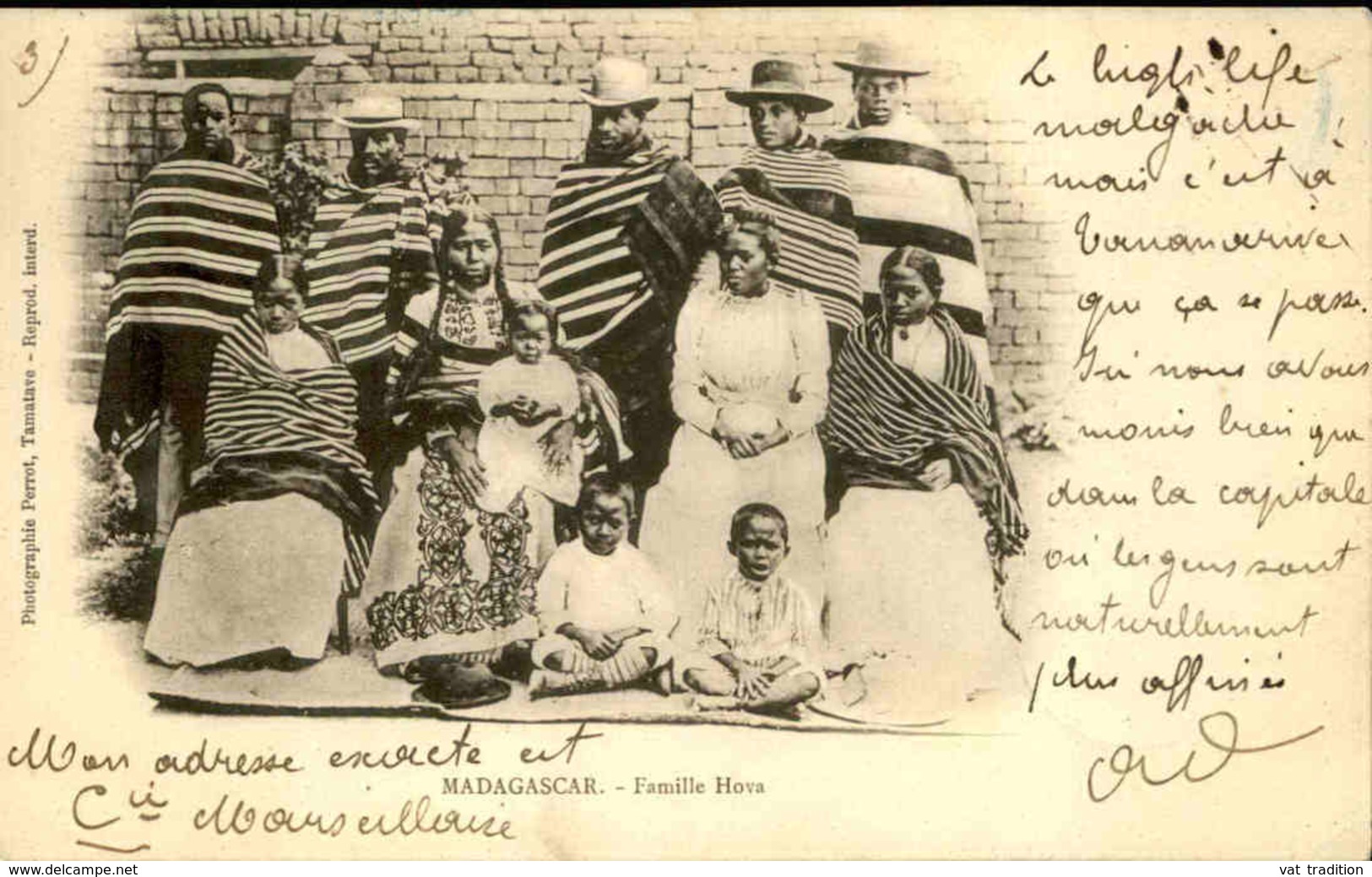 MADAGASCAR - Carte Postale - Famille Hova - L 29219 - Madagascar