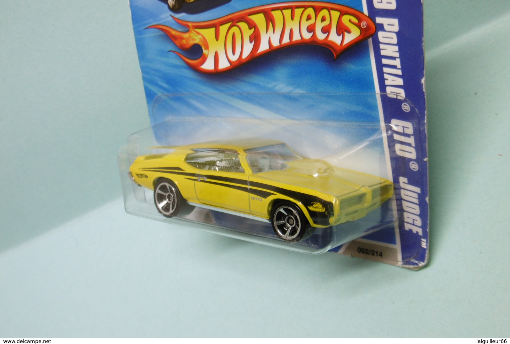 Hot Wheels - '69 PONTIAC GTO JUDGE 1969 - 2010 Muscle Mania - Collector N° 92 HOTWHEELS EU Short Card 1/64 - HotWheels