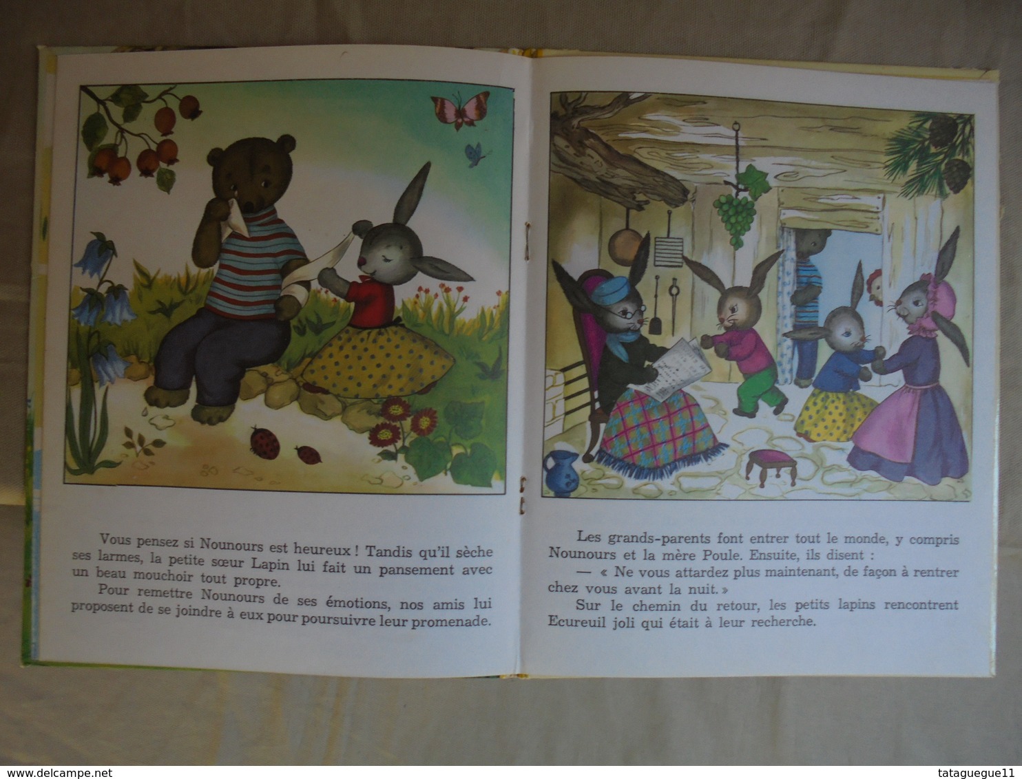 Ancien - Petit Livre Pour Enfant Les Petits Lapins Ed. Touret 1977 - Autres & Non Classés