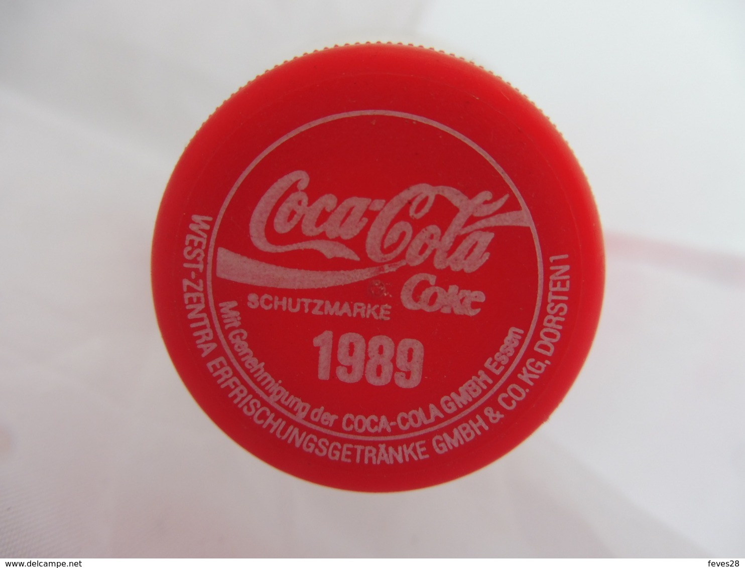 COCA COLA® BOUTEILLE VERRE VIDE 1989 SUISSE 0.33L - Flessen