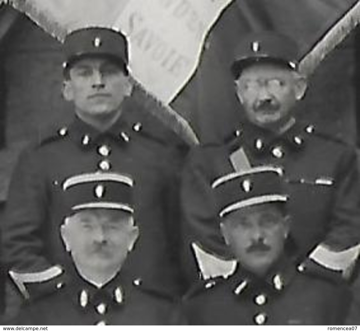 SAVOIE - SAPEURS POMPIERS De SAVOIE En GRANDE TENUE - Vers 1950 - Drapeau - Clairon - A Voir ! - Guerre, Militaire