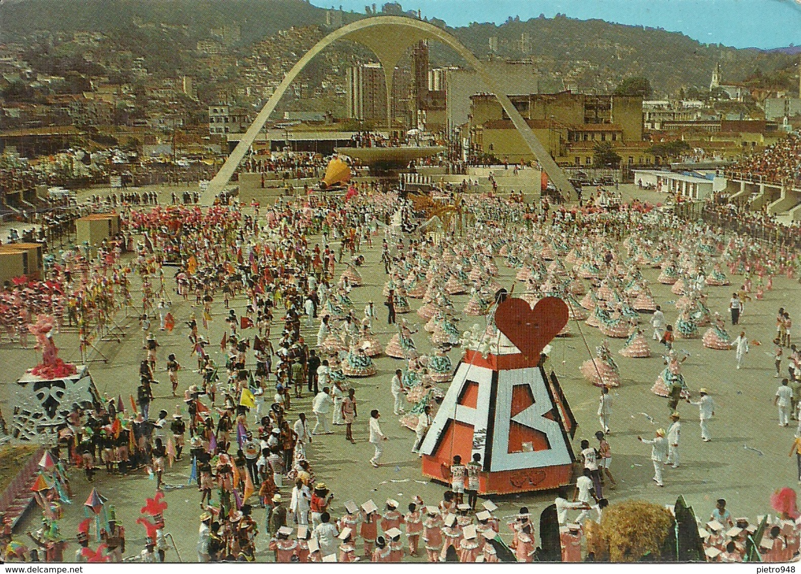 Rio De Janeiro (Brasil, Brasile) Carnaval, Escola De Samba Da Mangueira Na Praca Da Apoteose, Samba School Of Mangueira - Rio De Janeiro