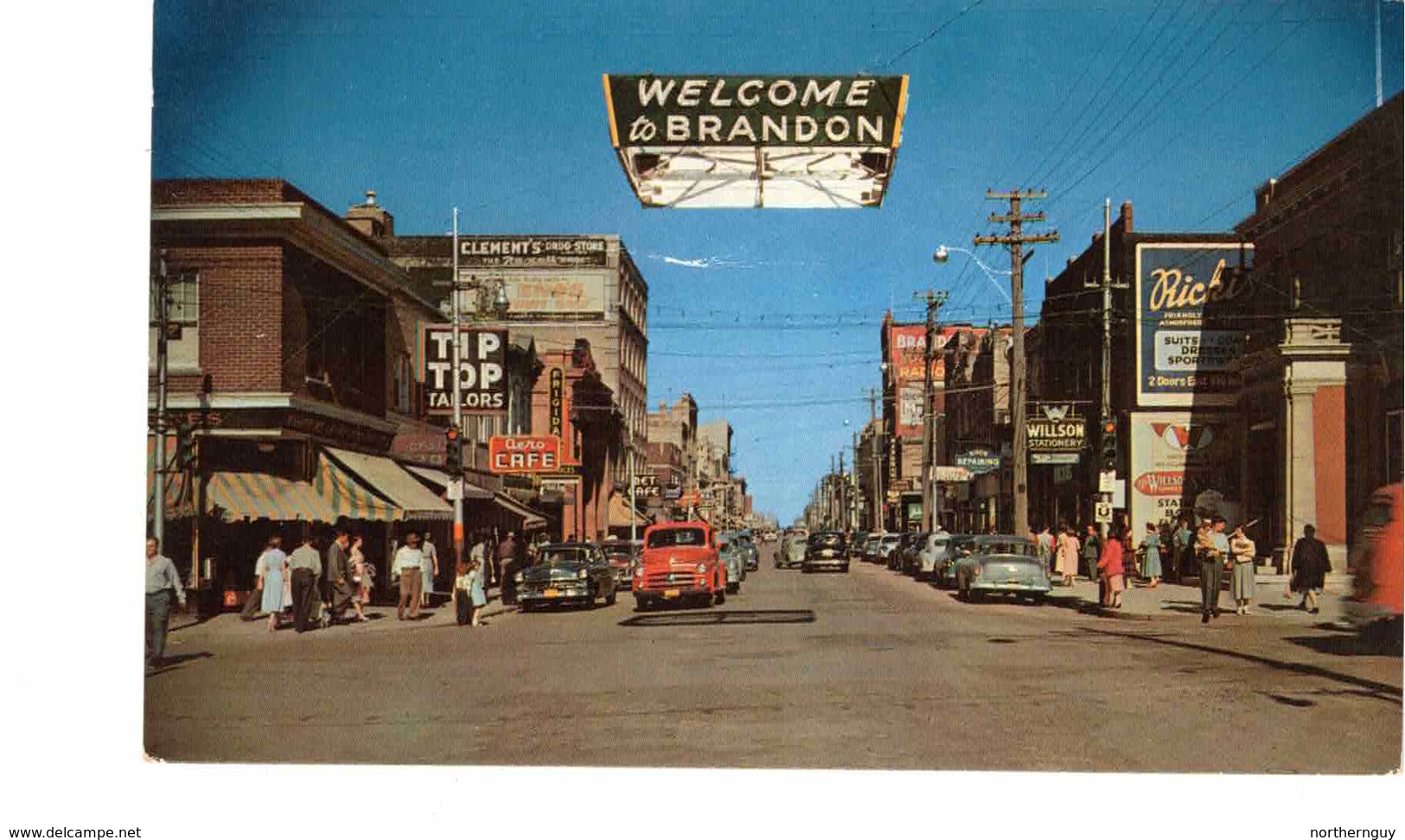 BRANDON, Manitoba, Canada, Rosser Avenue & Stores, Old Cars, 1950's Chrome Postcard - Brandon