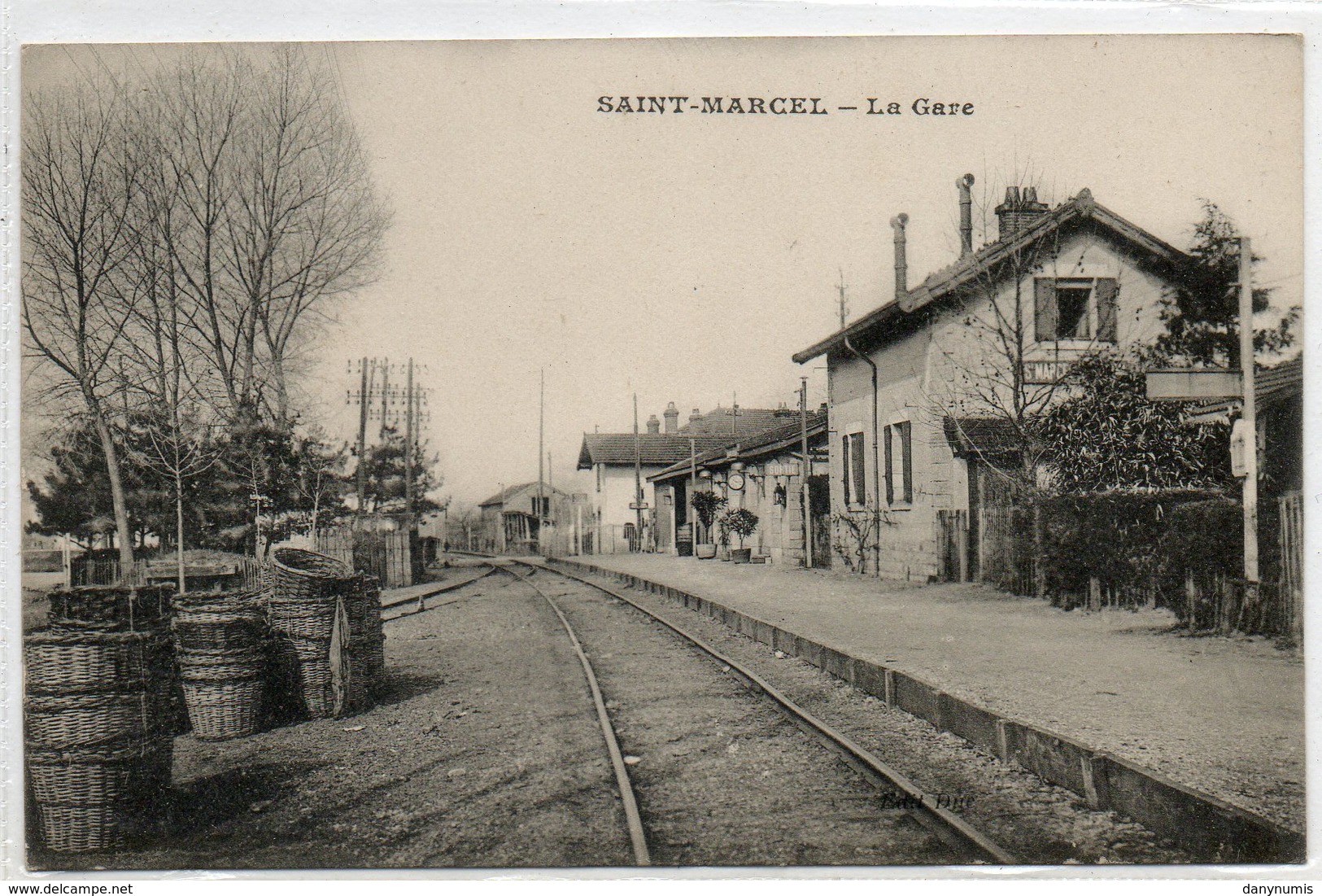 70  SAINT MARCEL   La Gare - Autres & Non Classés