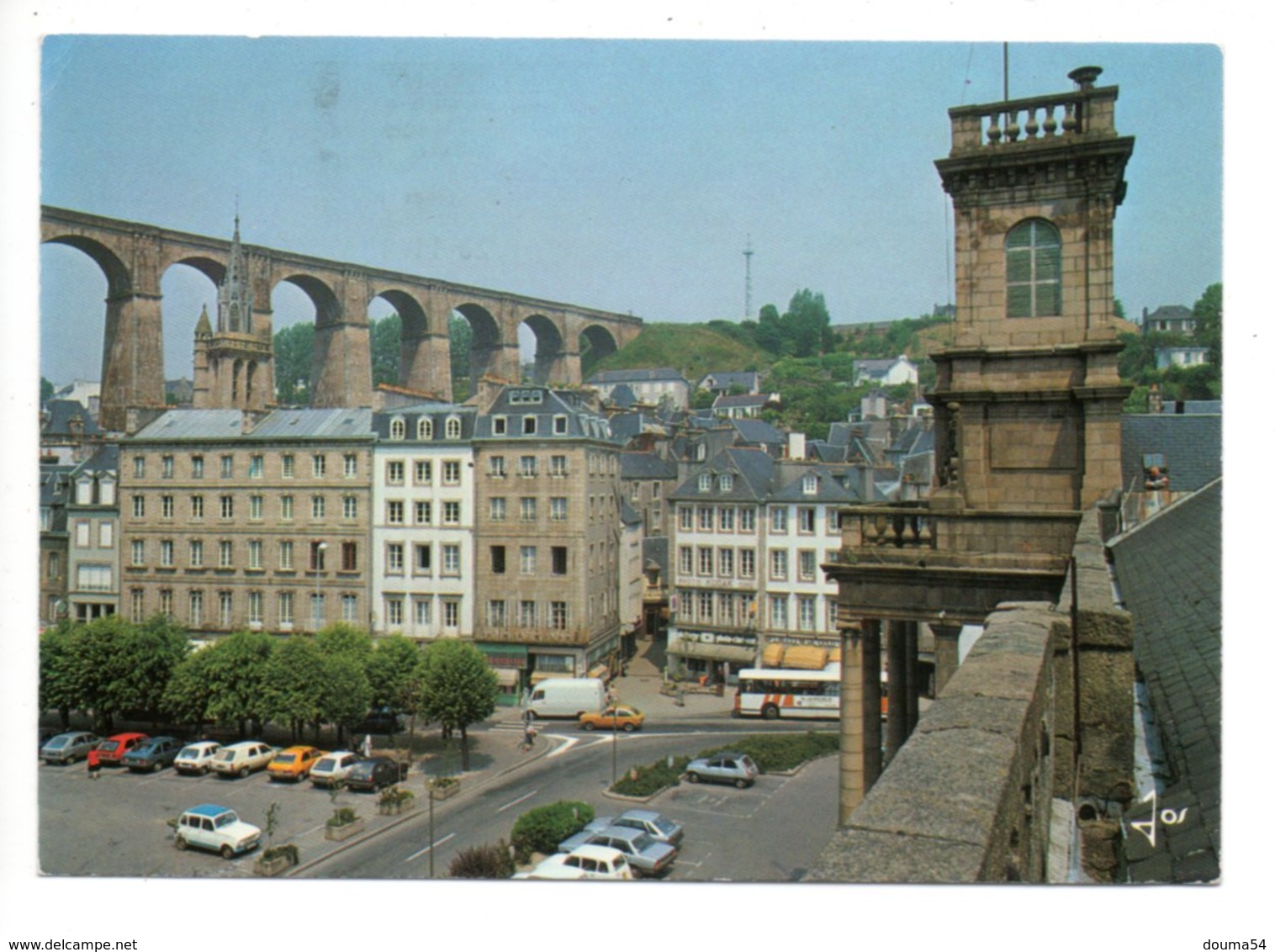 RENAULT 4, PEUGEOT 505, à Morlaix (29) - Voitures De Tourisme