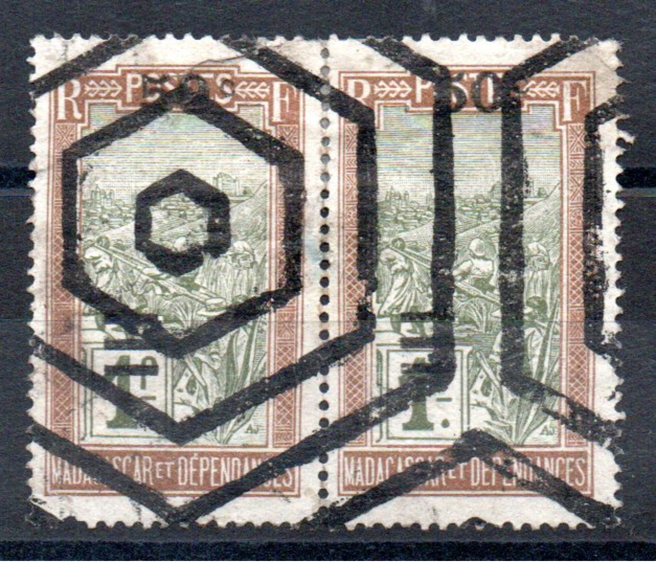 MADAGASCAR - YT N° 189 - Annulé Sur Surcharge Décalée - Rare - Used Stamps