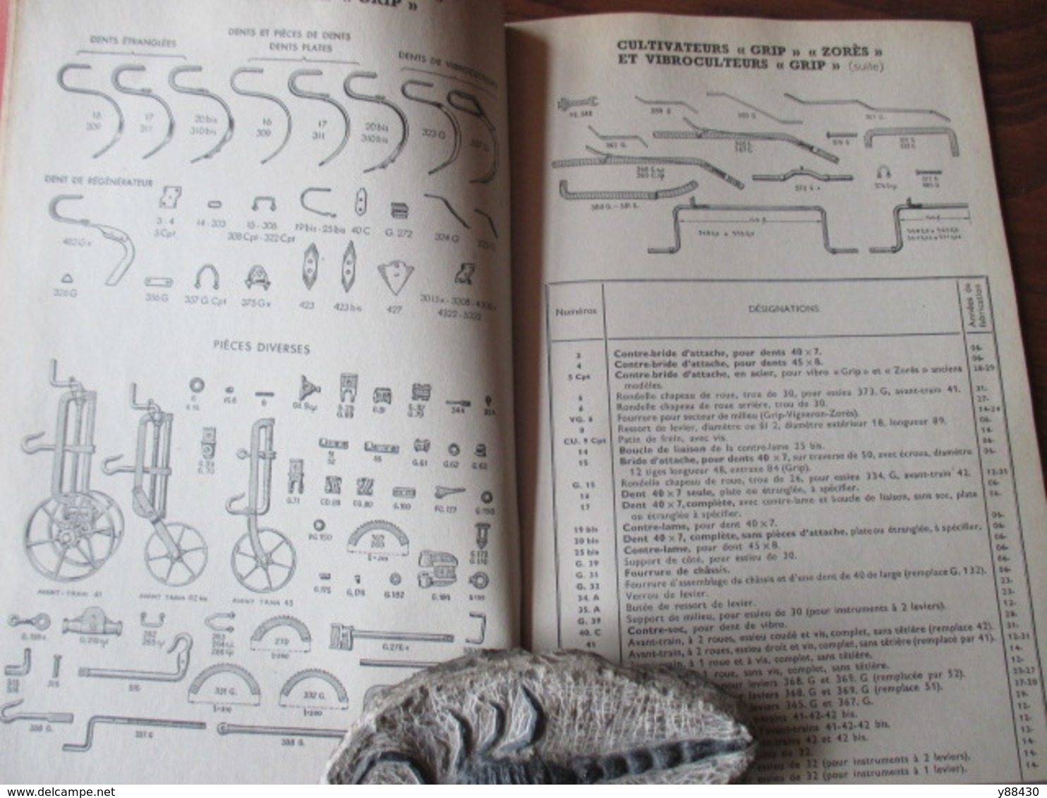 Livret pour PIECES DE RECHANGES  machines agricole - Ets. C. PUZENAT à BOURBON LANCY - année 1952 - 52 pages - 21 photos