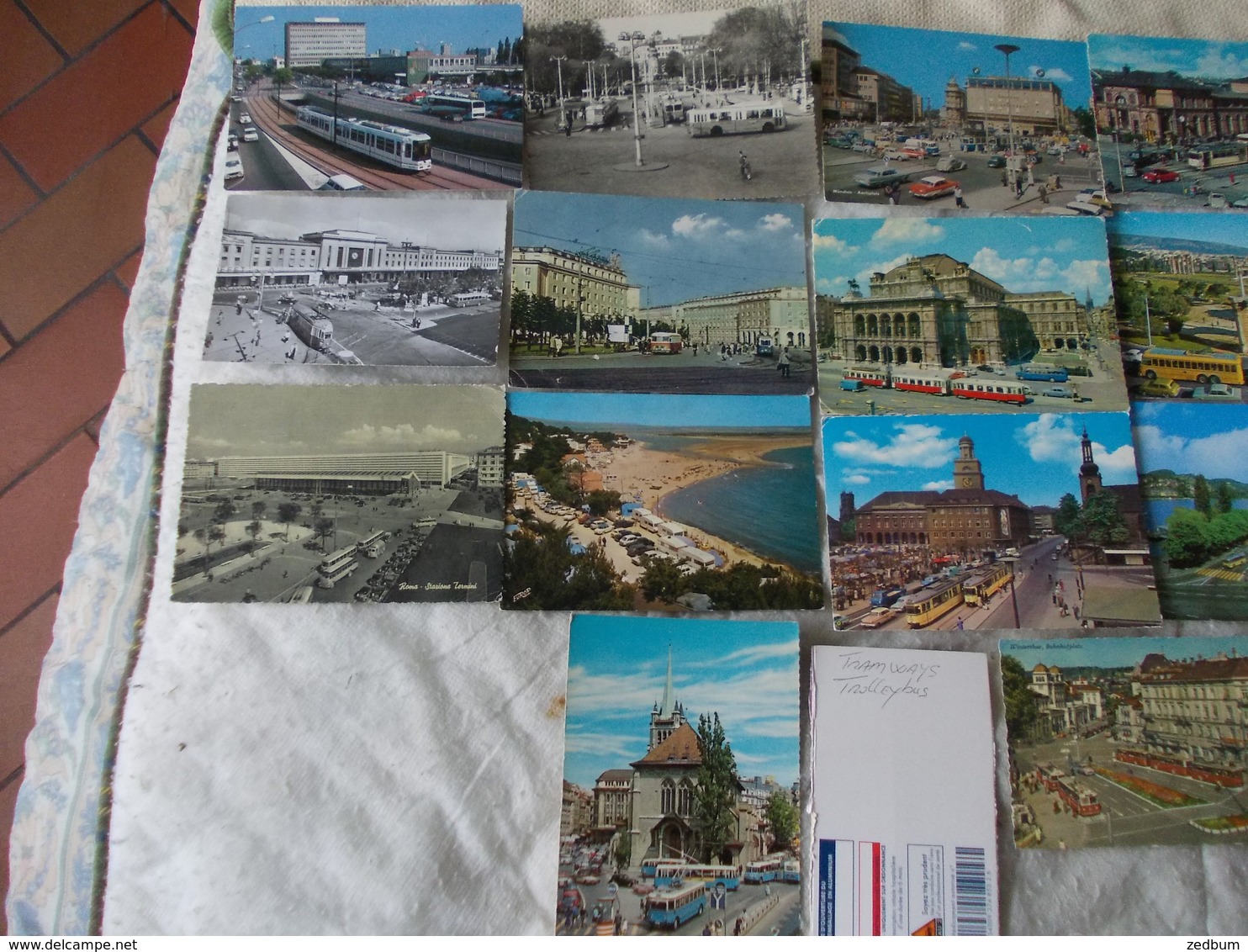 Lot plus de 300 cartes thème voiture Est Militaire alfa caravane camion tramways autocars US anglaise allemande austin