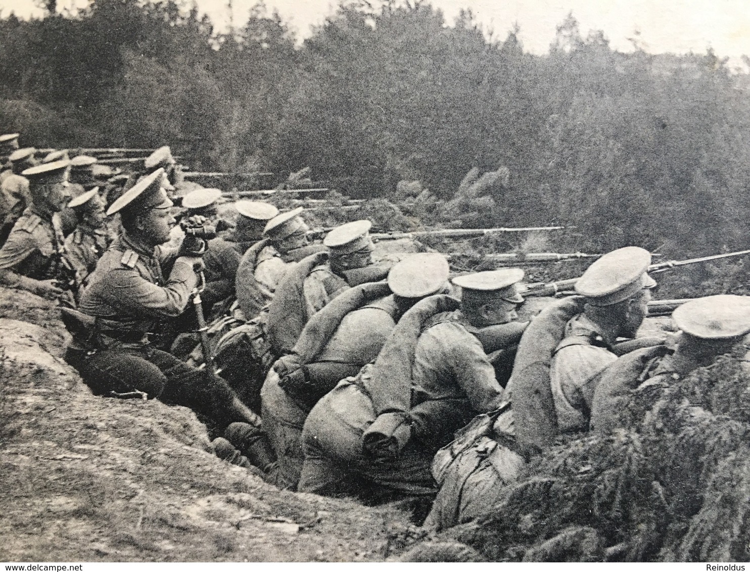 AK CP Soldats Russe Russie Russland Moscou? Militaire Militair Uniform 1915 - War 1914-18