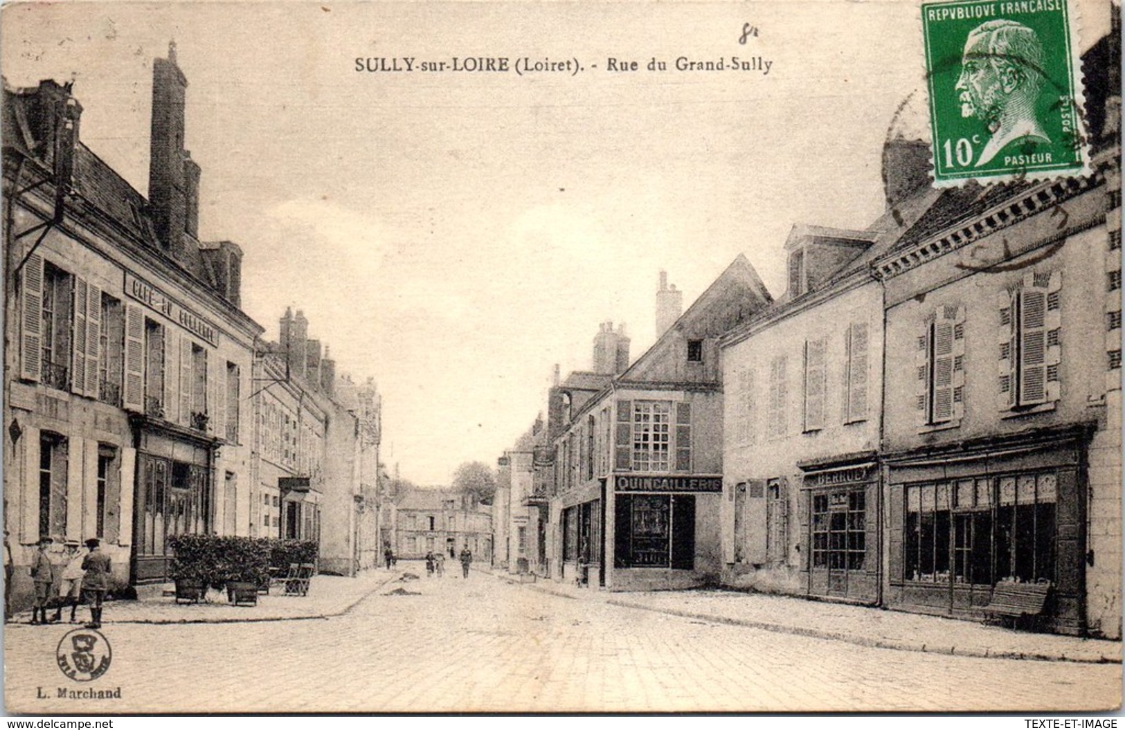 45 SULLY SUR LOIRE - Vue De La Rue Du Grand Sully - - Sully Sur Loire