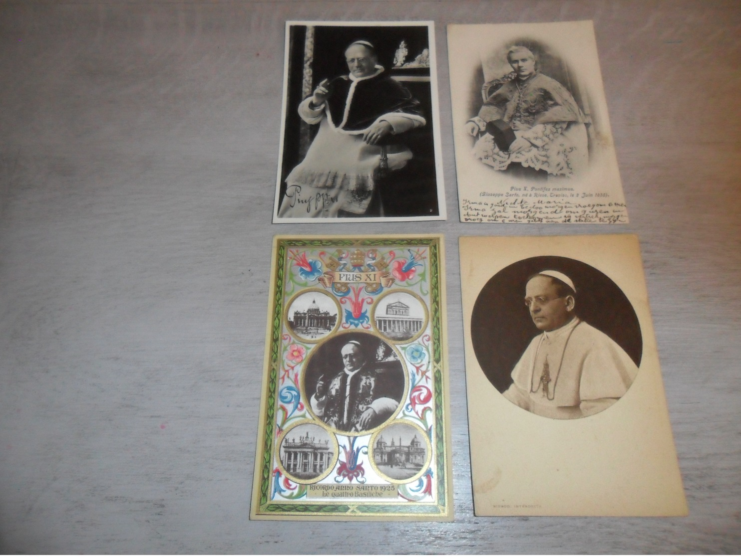 Beau lot de 60 cartes postales de papes  pape     Mooi lot van 60 postkaarten van pausen  paus  - 60 scans