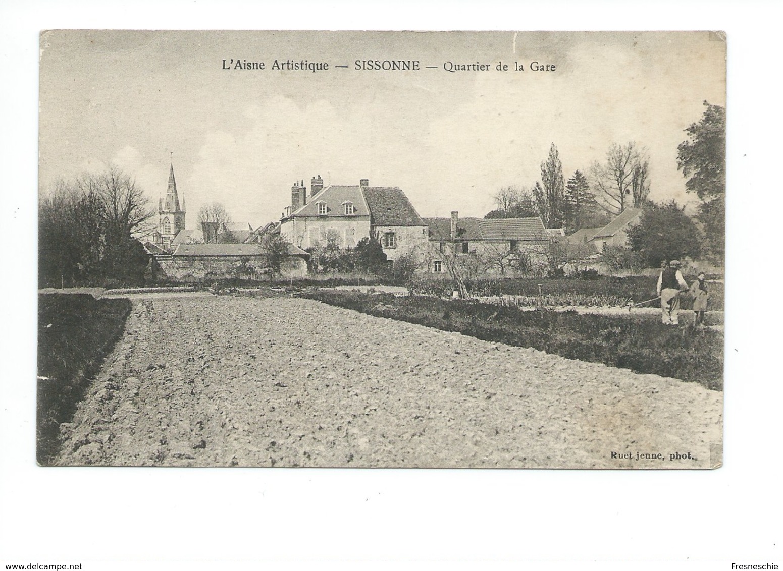 Sissonne 02 L'Aisne Artistique Le Quartier De La Gare TB 2 Scans ( Enchères Privées) - Sissonne