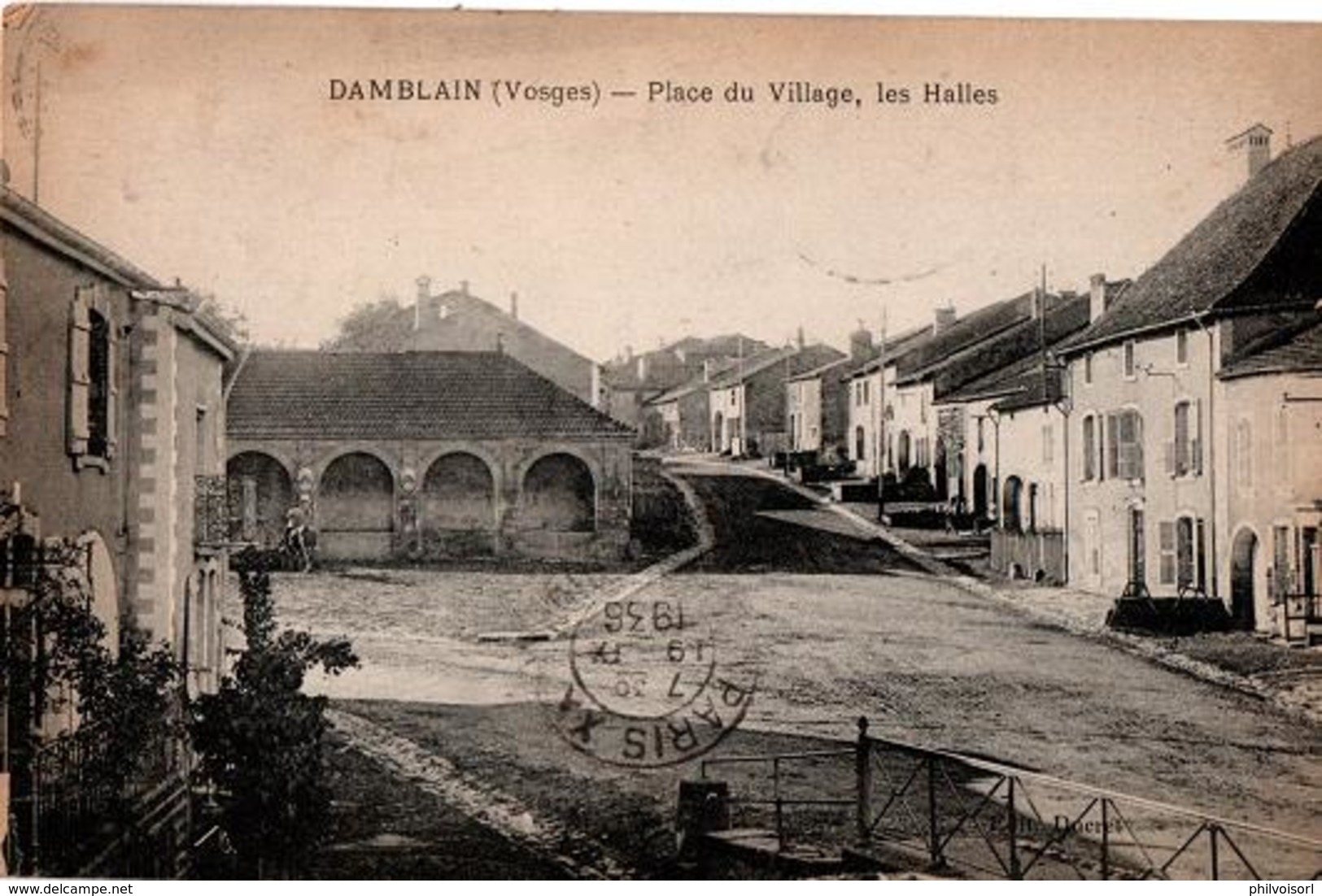 DAMBLAIN PLACE DU VILLAGE LES HALLES - Autres & Non Classés