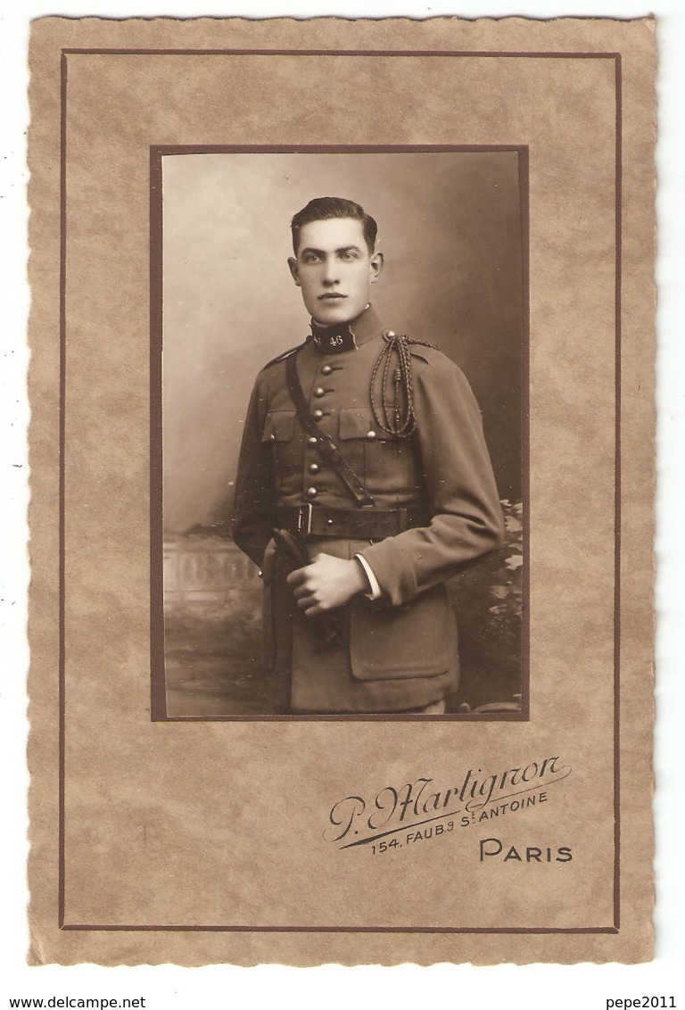 Photo Militaria Collée Sur Carte - Militaire Soldat Du 46 ème Régiment - Fouragère - Uniformen