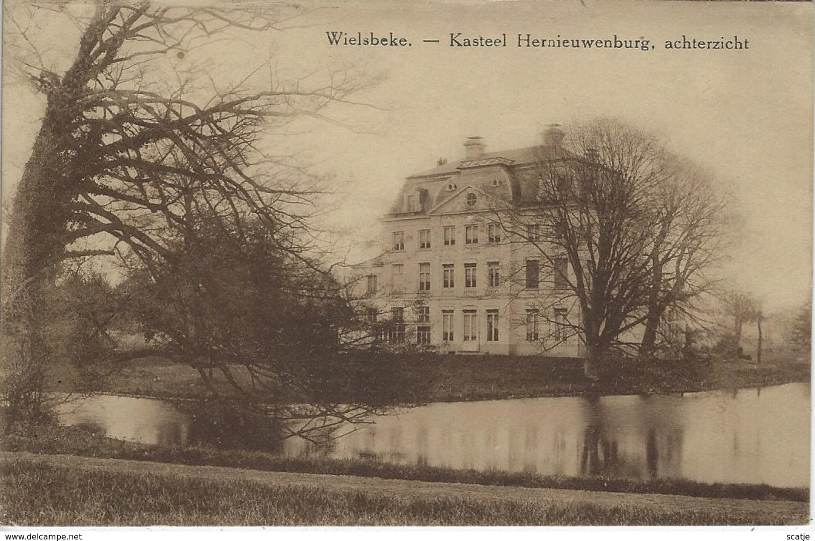 Wielsbeke.   -   Kasteel Hernieuwenburg, Achterzicht. - Wielsbeke