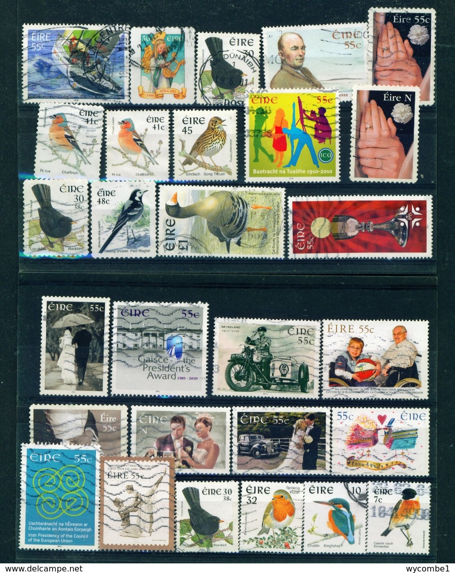 IRELAND - Collection Of 550 Different Postage Stamps - Collections, Lots & Séries