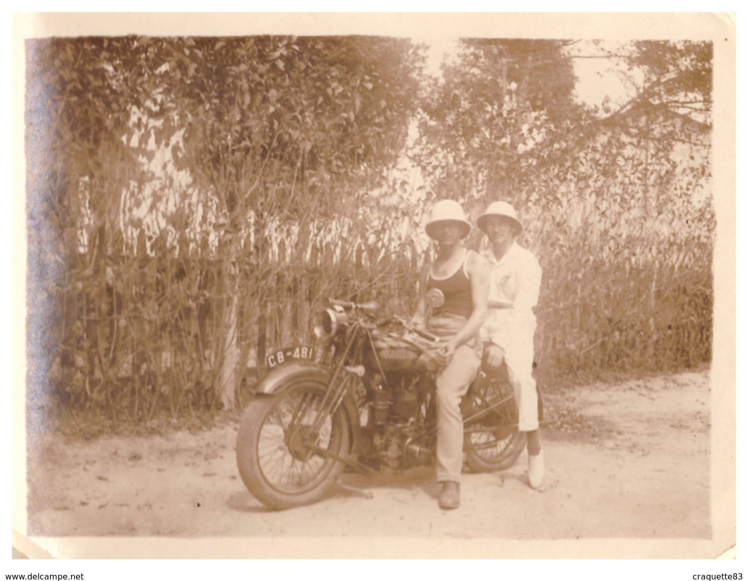 BELLE MOTO  JANVIER 1930  PHOTO SEPIA - Autres & Non Classés