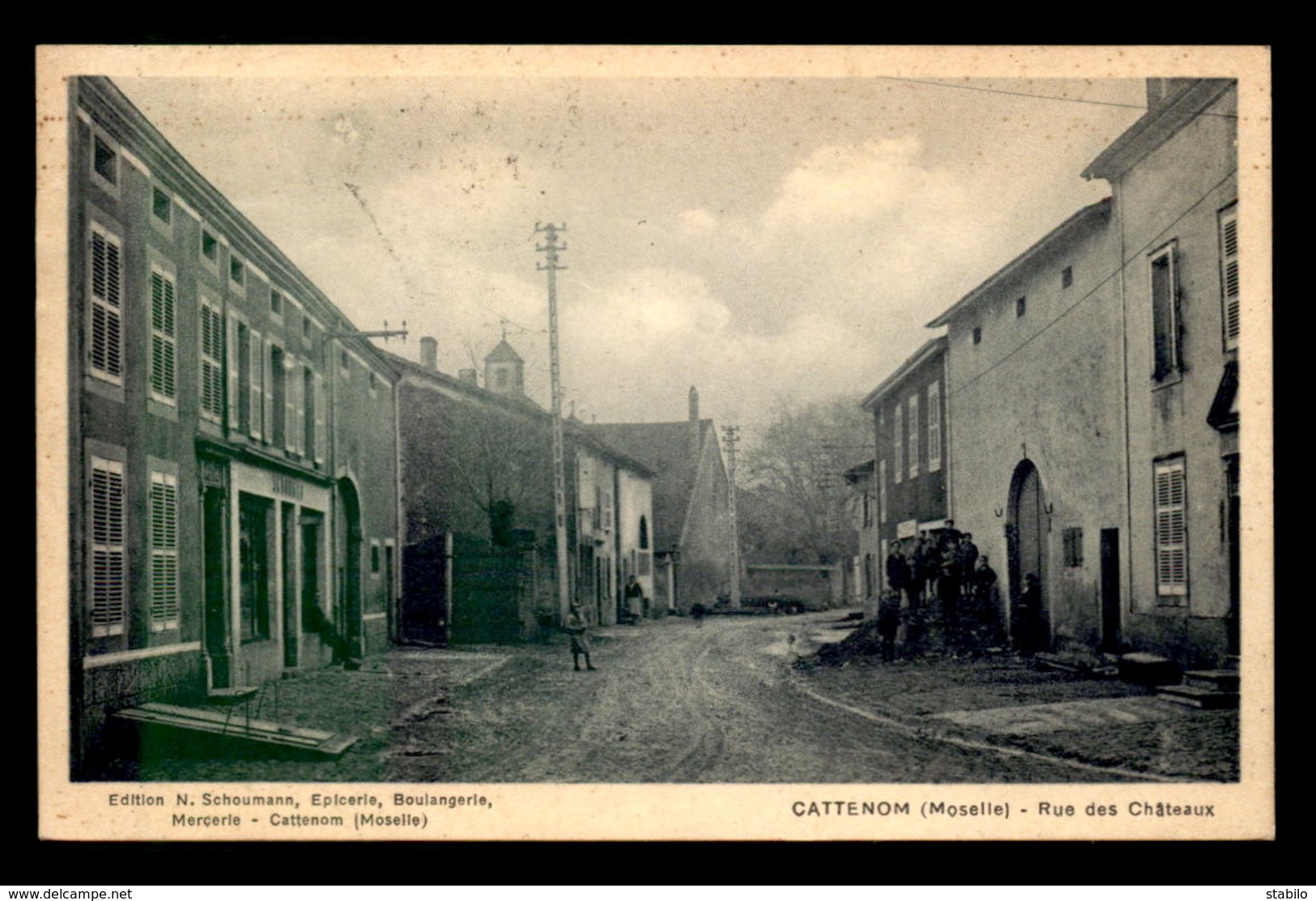 57 - CATTENOM - RUE DES CHATEAUX - Autres & Non Classés