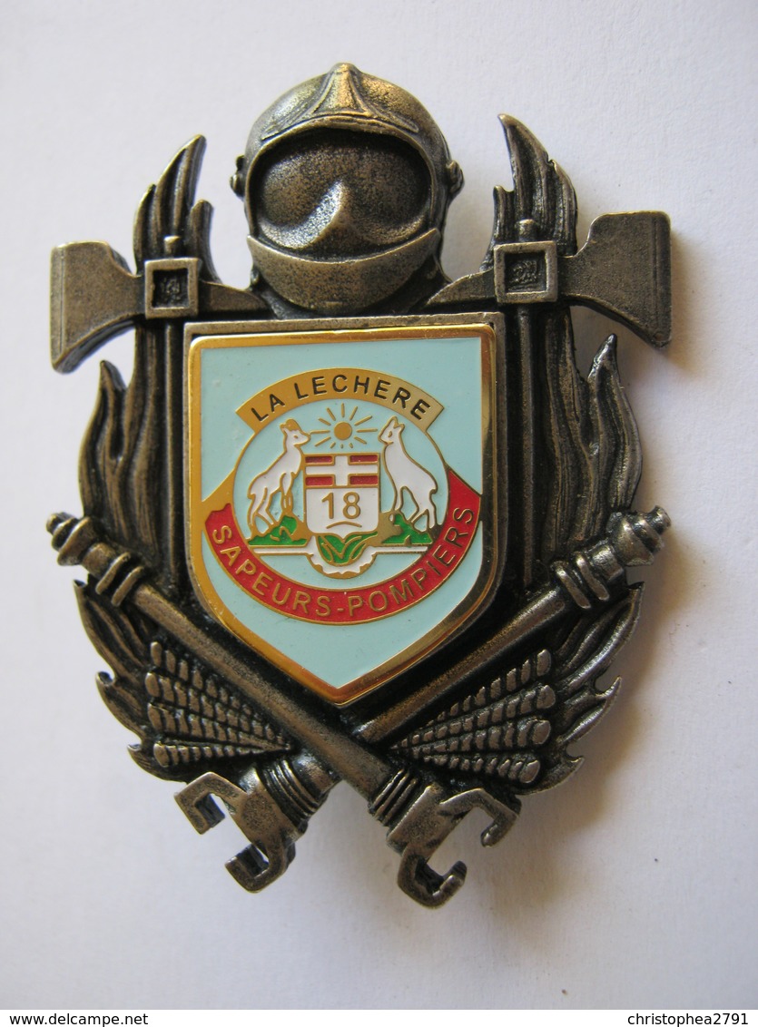 INSIGNE DES SAPEURS POMPIERS POMPIER DE LA LECHERE 73 ETAT EXCELLENT - Pompiers