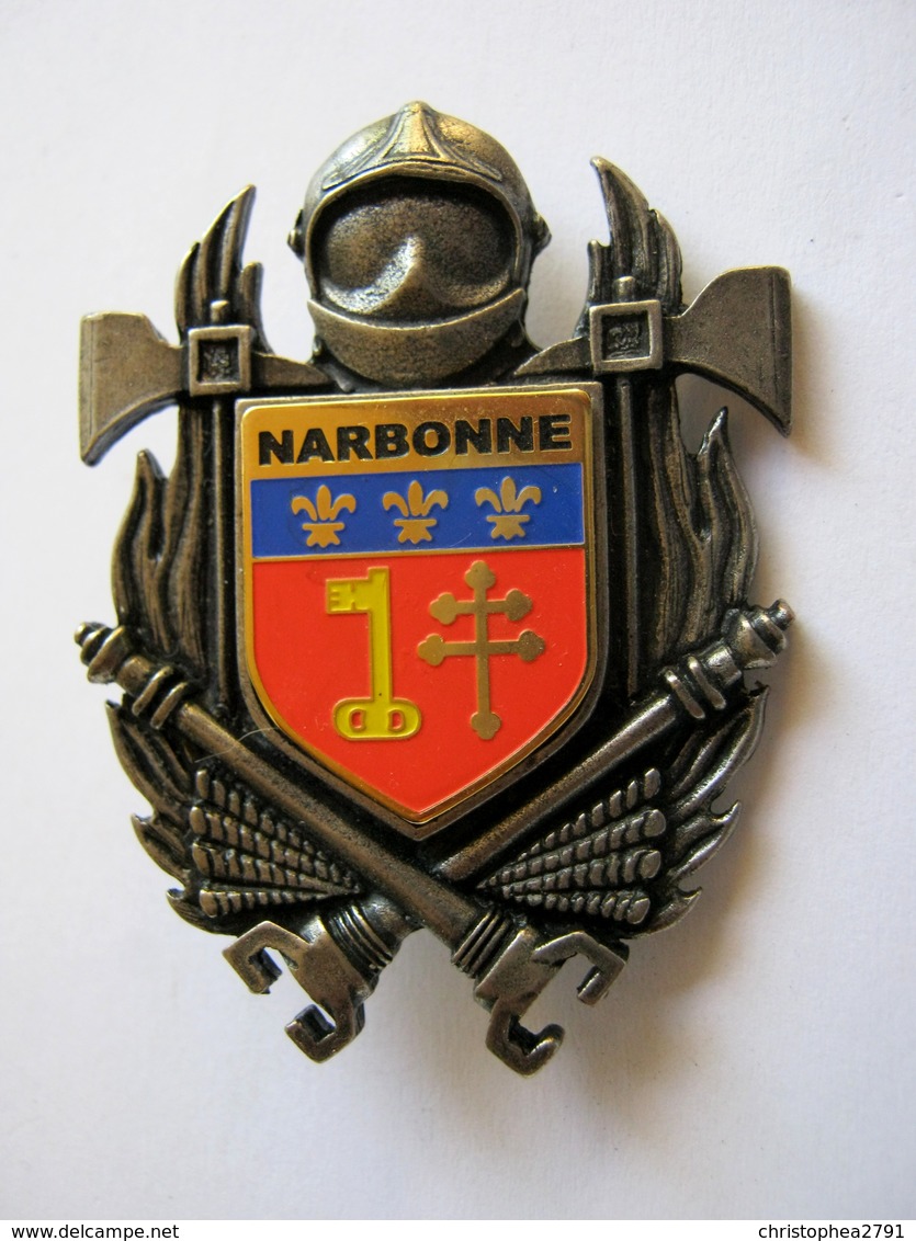 INSIGNE DES SAPEURS POMPIERS POMPIER DE NARBONNE 11 ETAT EXCELLENT - Pompiers