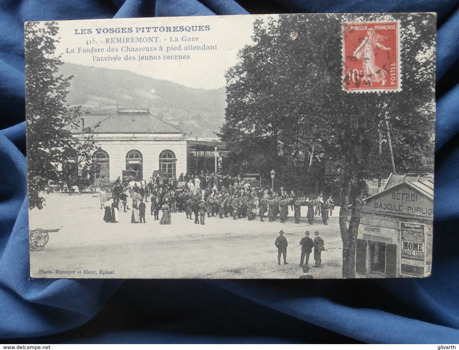 Remiremont  Gare  Fanfare Des Chasseurs à Pied Attendant Les Jeunes Recrues  N° 415  Circulée 1911 - R288 - Remiremont