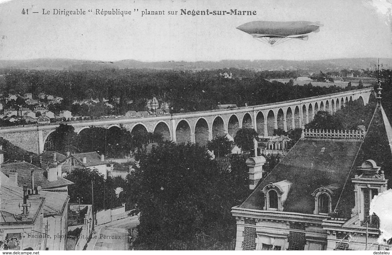 41 — Le Dirigeable “ Republique ” Planant Sur Negent-sur-Marne - Airships
