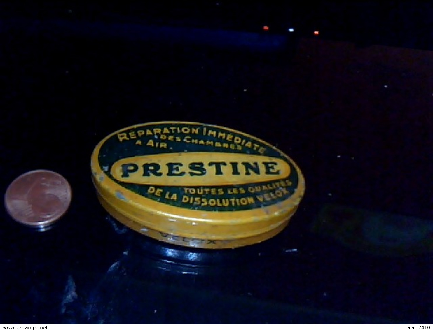 Rustine Boite  En Fer Peint Avec Des Rustines  Publicité Rustines Prestine  Vèlox - Boîtes
