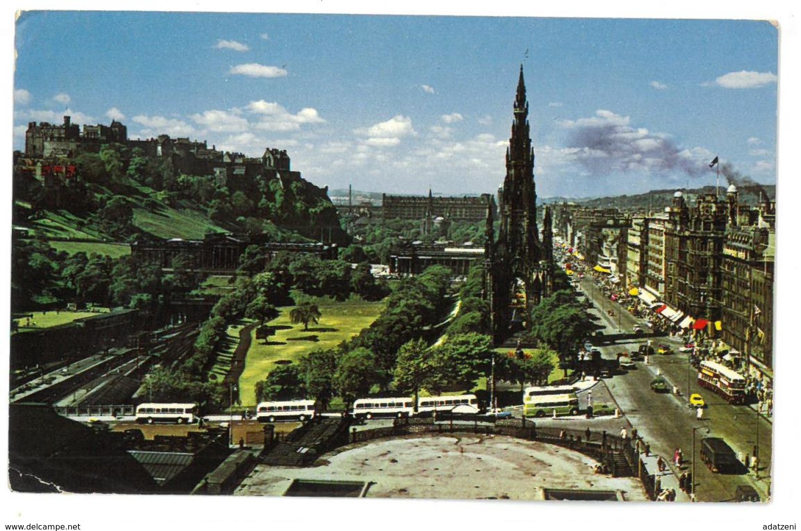 Scozia Scotland Edinburgh Princes Street And The Scott Monument Viaggiata 1964 Condizioni Come Da Scansione - East Lothian