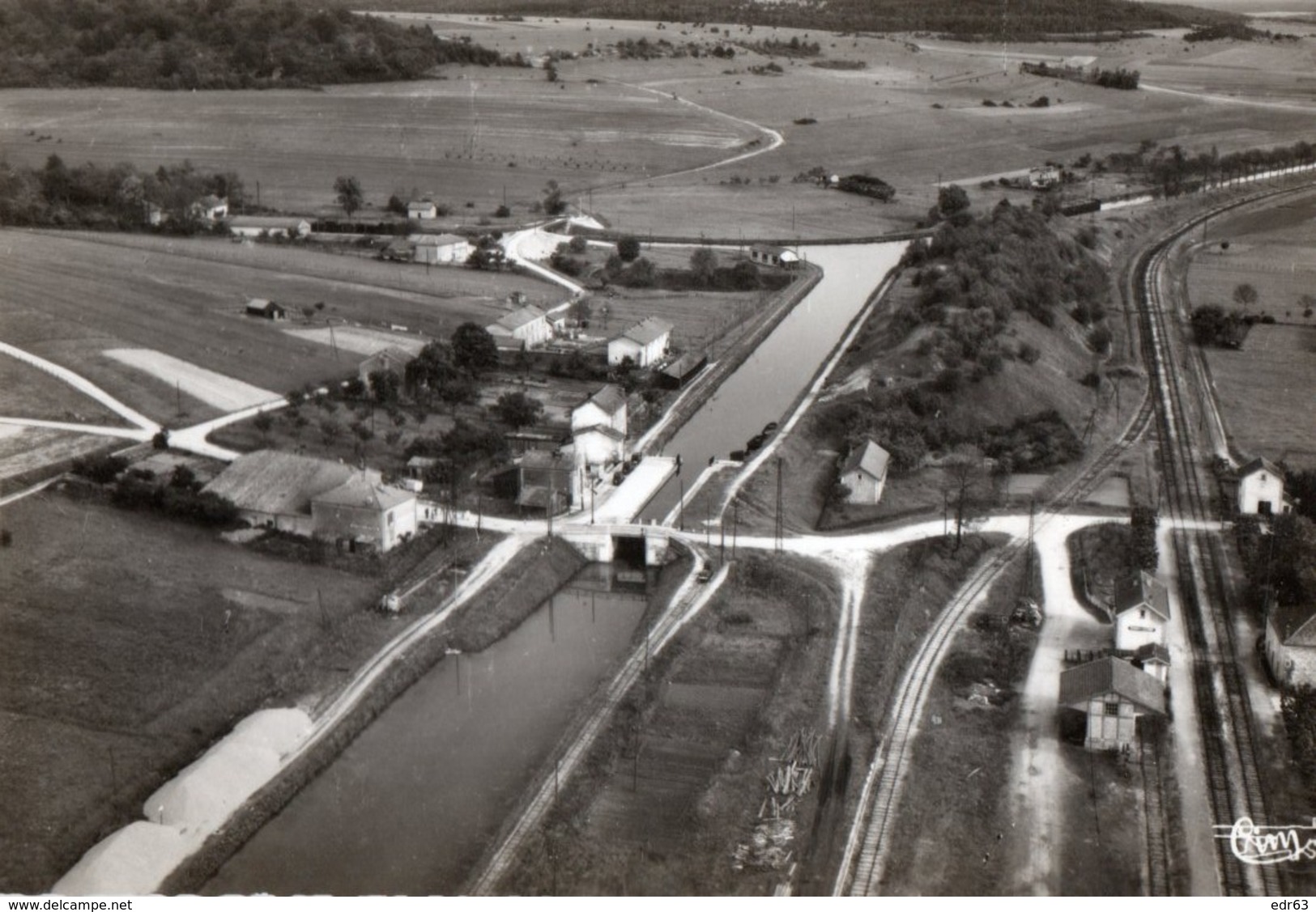 [55] Meuse > Non Classés Demange Aux Eaux Vue Panoramique Le Canal Et La Voie Ferrée - Altri & Non Classificati