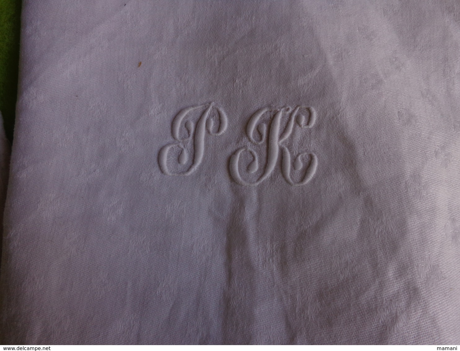 Lot De Dentelle Et Autre Serviette Monogramme P R - Dentelles Et Tissus