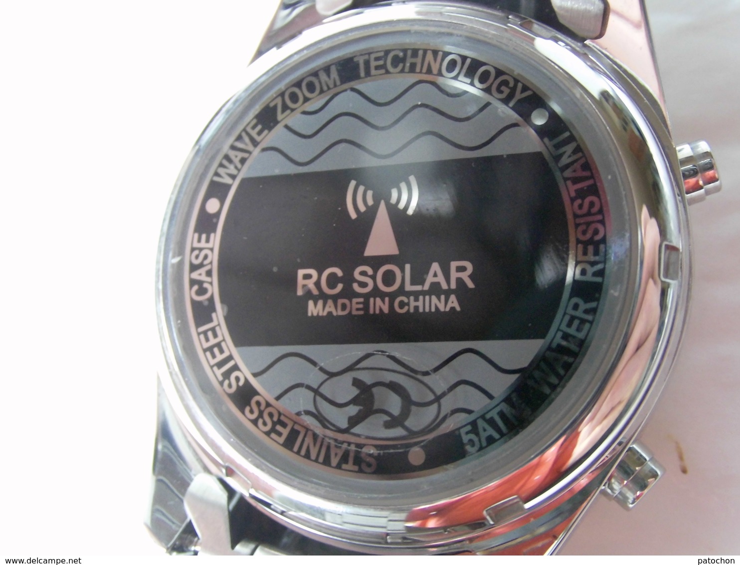 Montre Neuve Vertical Paris Solar Run Radio Controlled Non Révisée Ni Ouverte La Fenêtre Clignotte Besoin D'un Réglage? - Montres Modernes