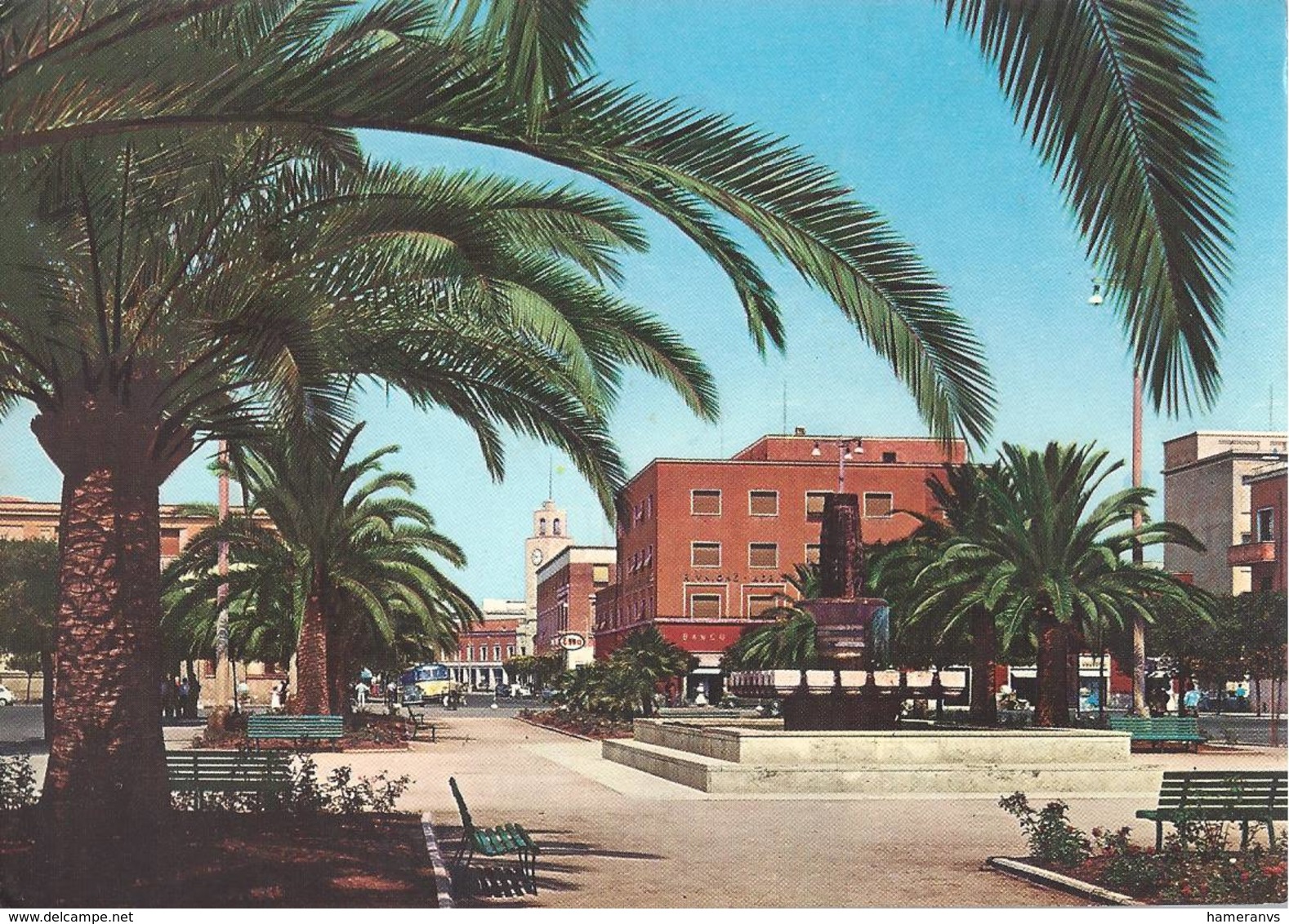 Latina - Piazza Repubblica - Giardini - H5273 - Latina