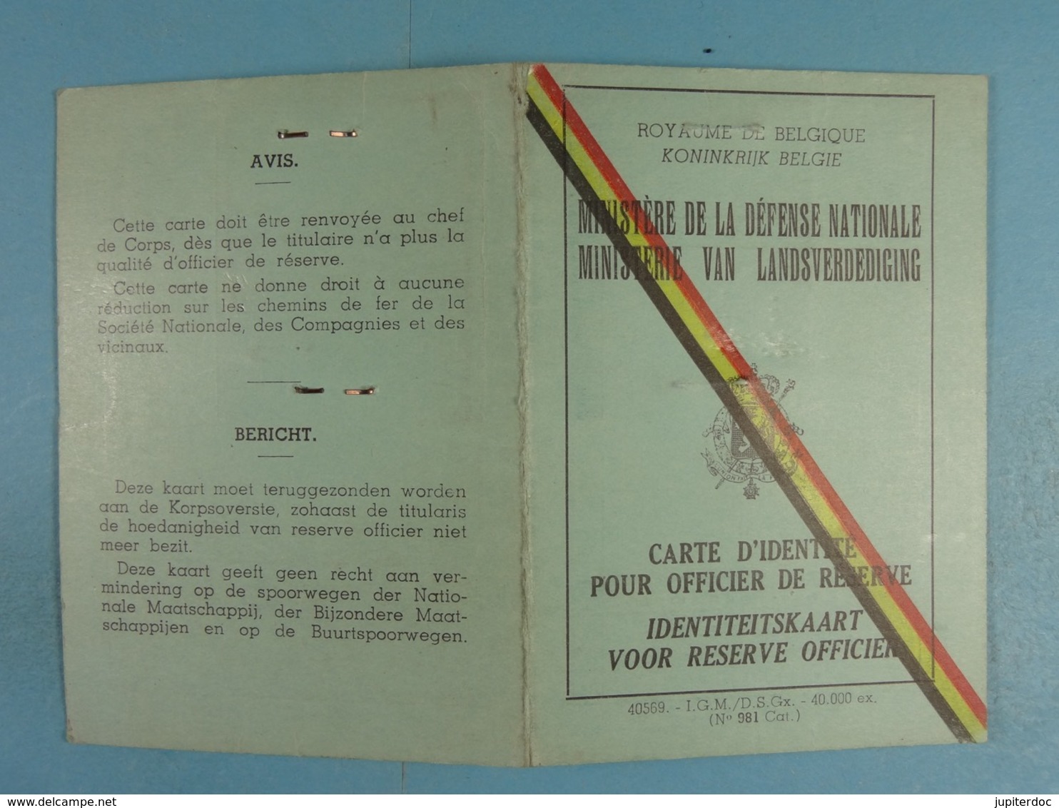 Carte D'identité Pour Officier De Réserve Delmarcelle Yves Né à Namur Le 23 Juin 1928 Capitaine Commandant Médecin - Non Classés