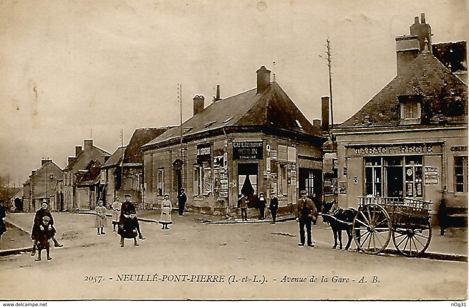 37 - Avenue De La Gare - Neuillé-Pont-Pierre