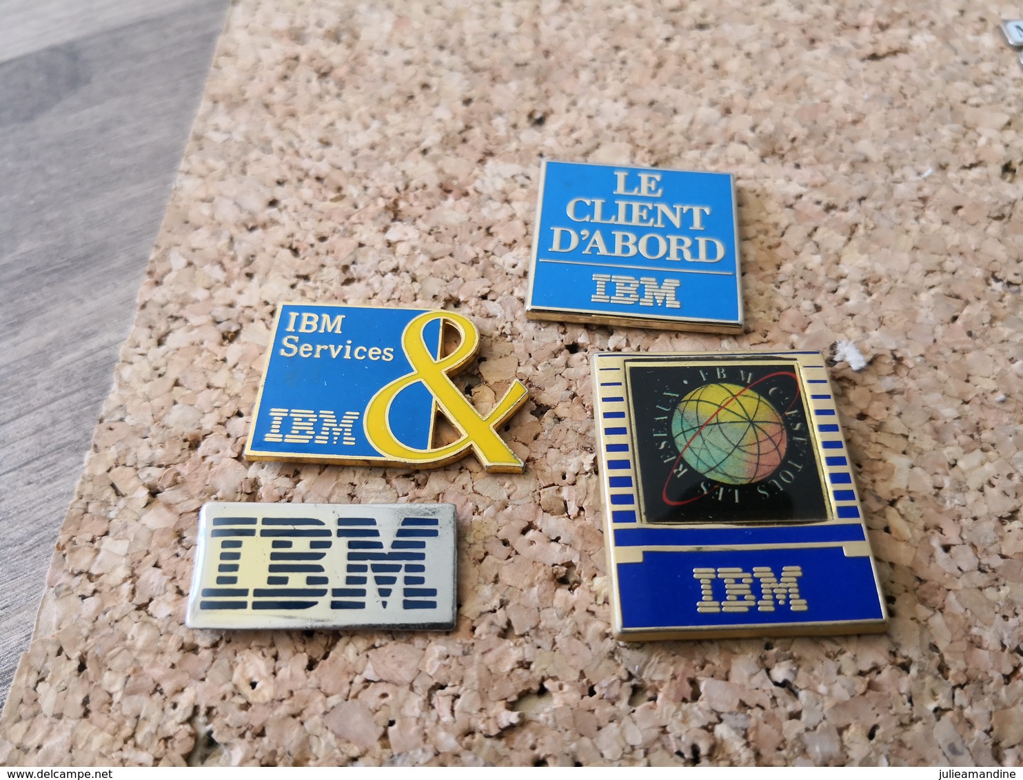 4  Pins  Informatique IBM Client D Abord Services - Informatica