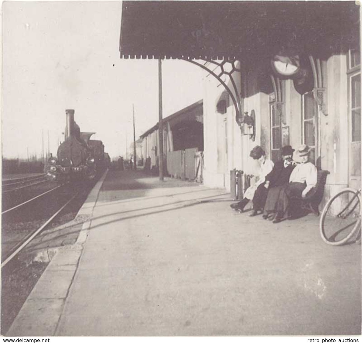 TB Photo Entrée D’un Train En Gare ( à Localiser ) - Sonstige & Ohne Zuordnung