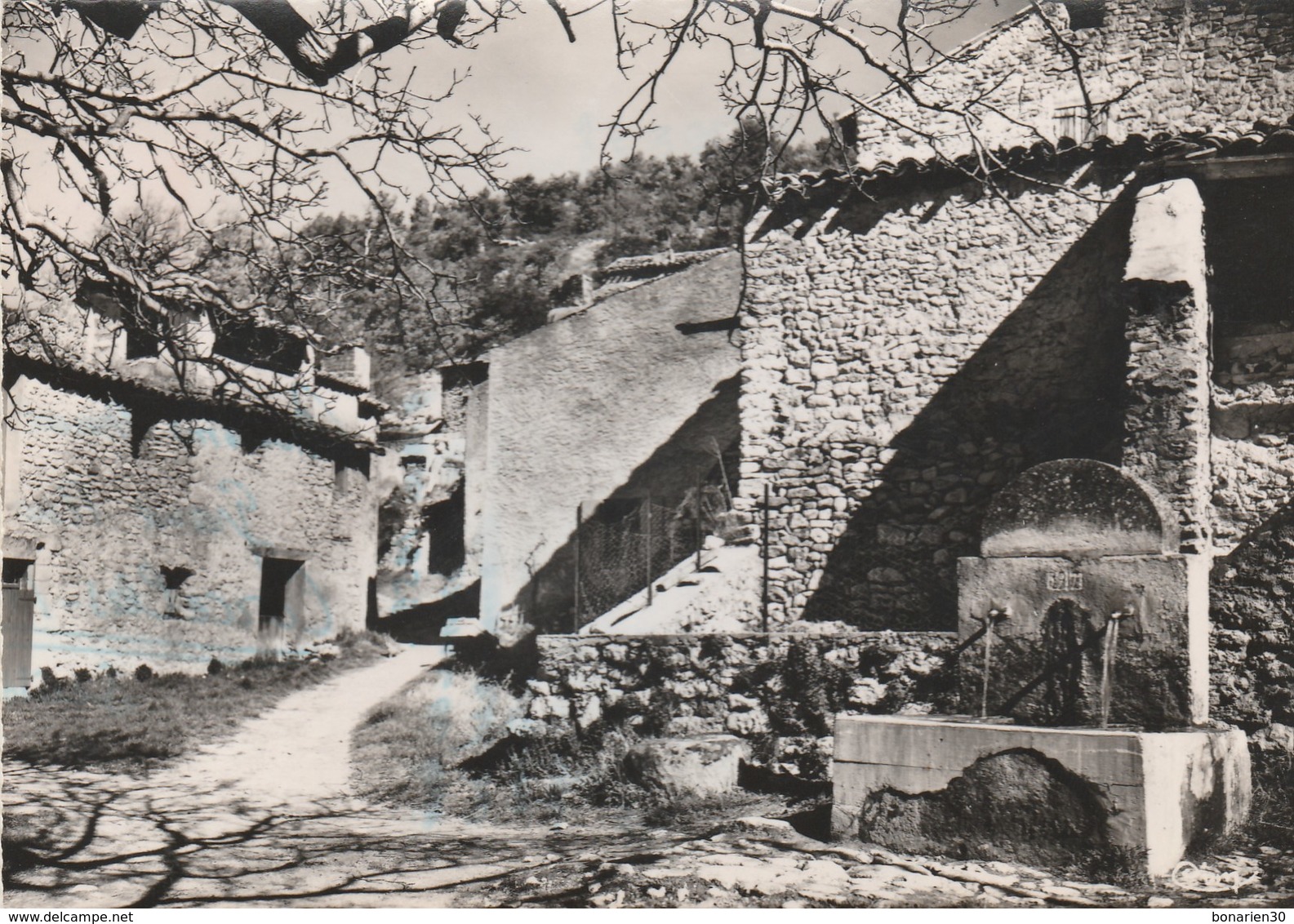 CPSM 84   BEAUMONT DU VENTOUX  LES VALETTES FONTAINE - Autres & Non Classés