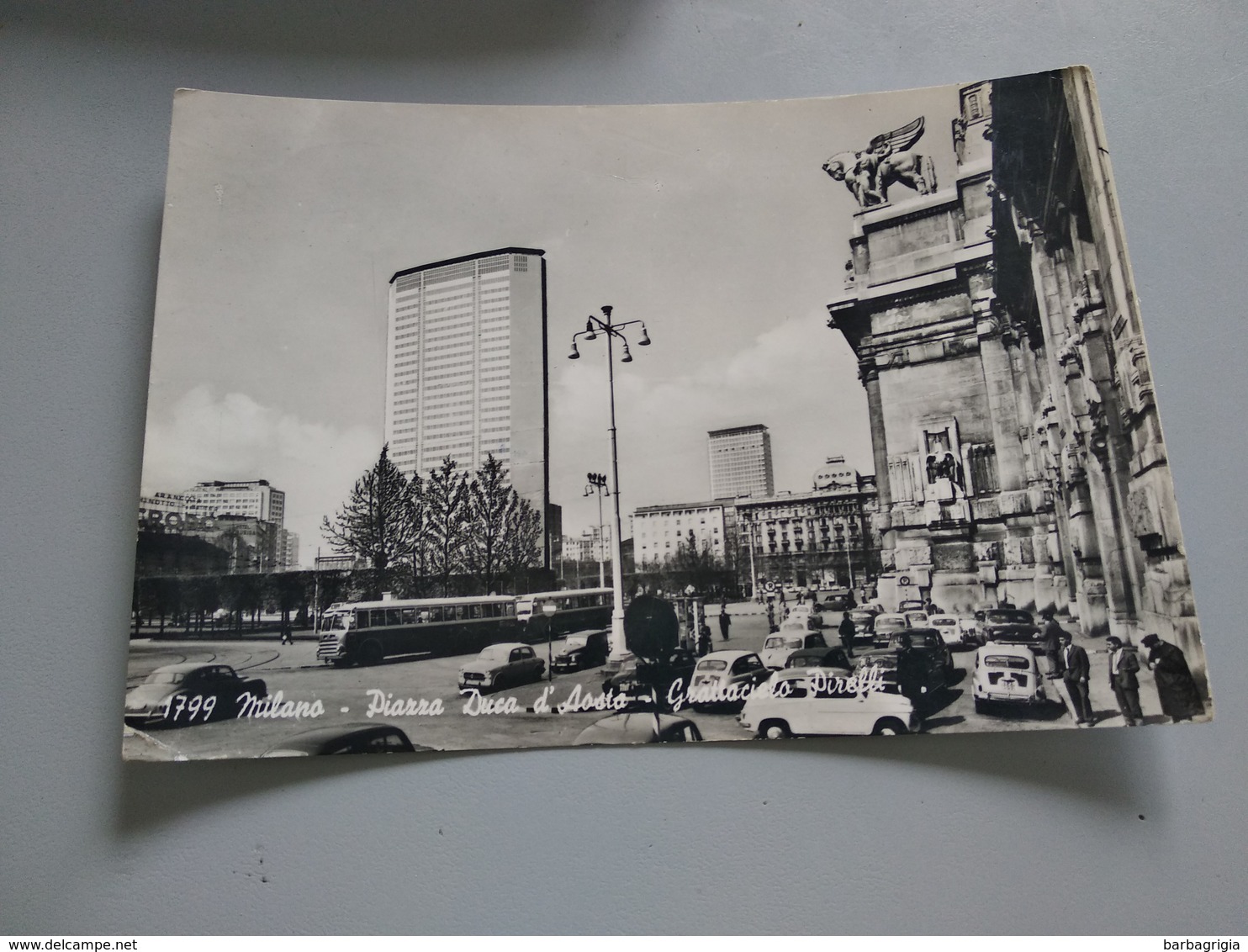 CARTOLINA MILANO - PIAZZA DUCA D'AOSTA, GRATTACIELO PIRELLI - Milano