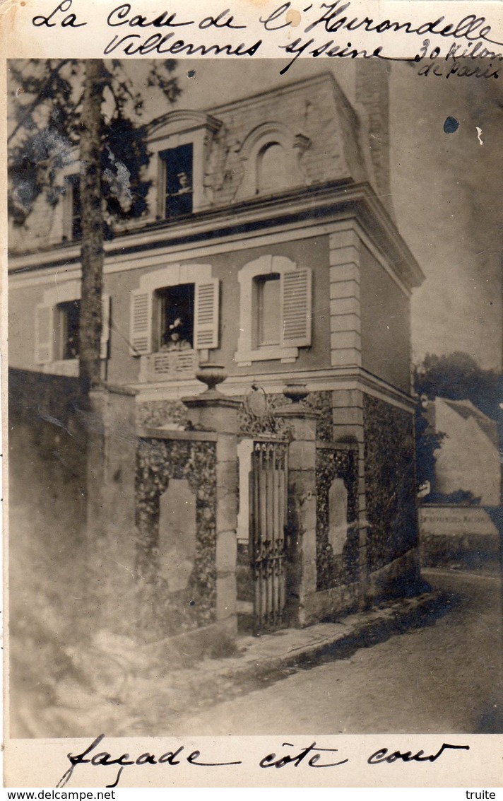 VILLENNES-SUR-SEINE LA CASE DE L'HIRONDELLE FACADE COTE COUR (CARTE PHOTO ) - Villennes-sur-Seine