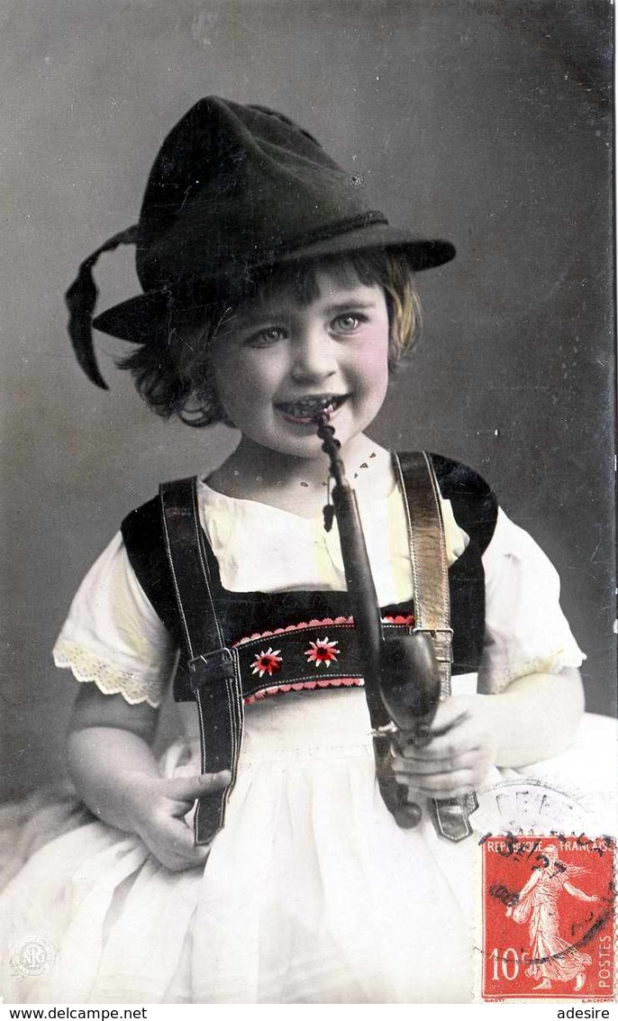 Hübsches Mädchen Mit Nachthemd Steirerhut Hosenträger Und Pfeife Im Mund - Gel.1927, Gute Erhaltung - Szenen & Landschaften