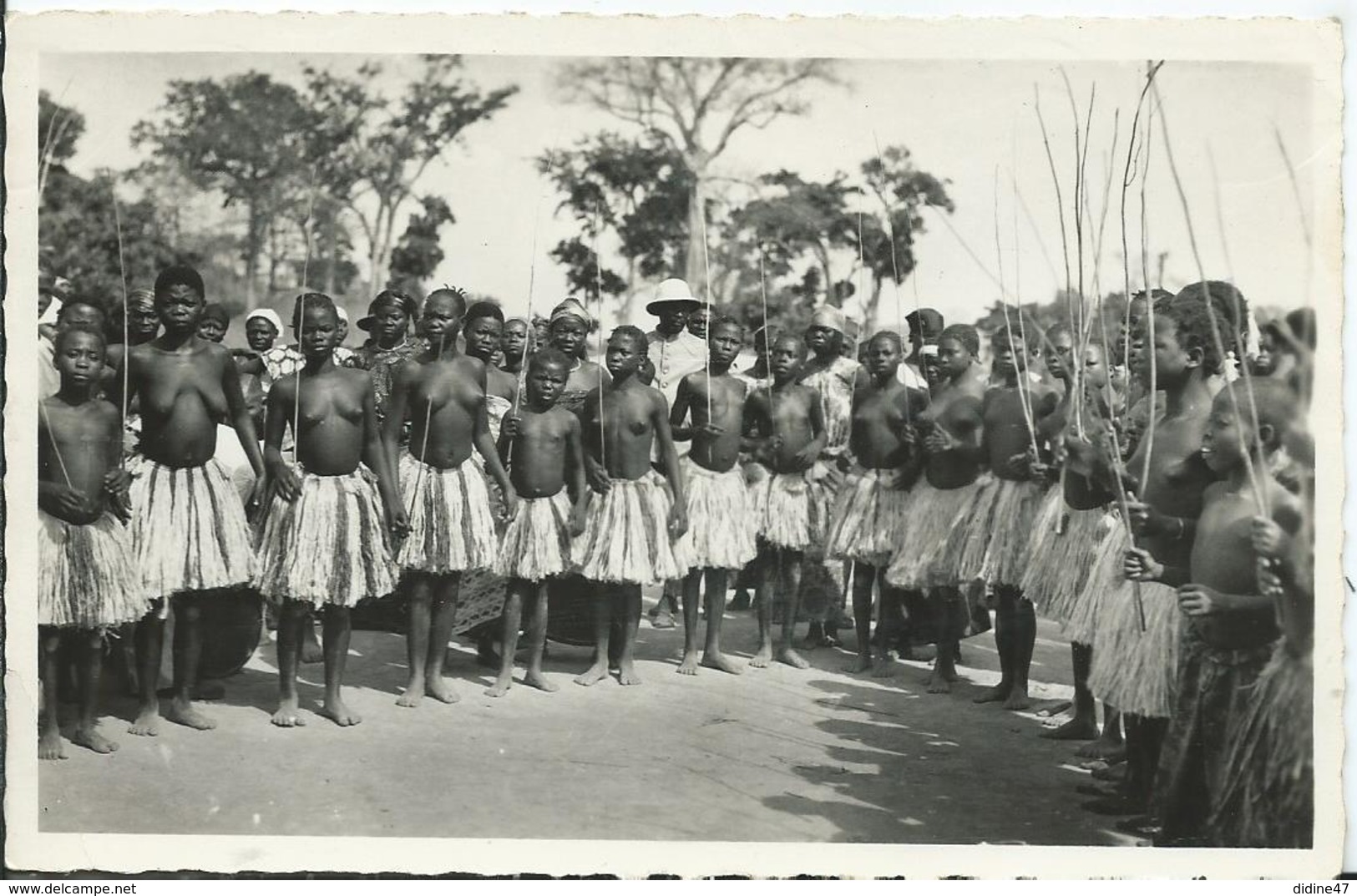 OUBANGUI - Danse De Fin  D'initiation De L'excision - Centrafricaine (République)