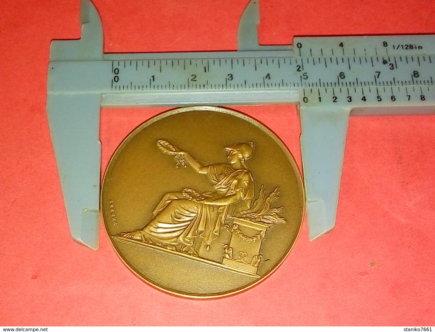 SPLENDIDE MÉDAILLE BRONZE PARIS 1948 FÉDÉRATION DES INDUSTRIES DE LINGERIE Graveur BRENET  58.16 Gr. Dia. 50 Mm - Profesionales / De Sociedad