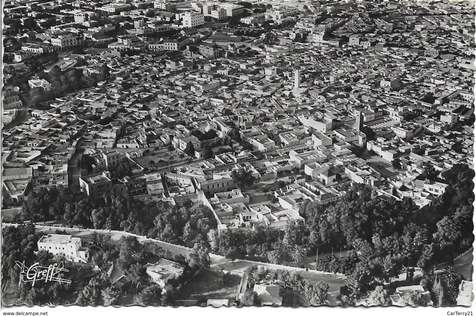 CPSM. OUJDA. VUE AERIENNE. AU PREMIER PLAN LE COURS MAURICE VARNIER. - Autres & Non Classés