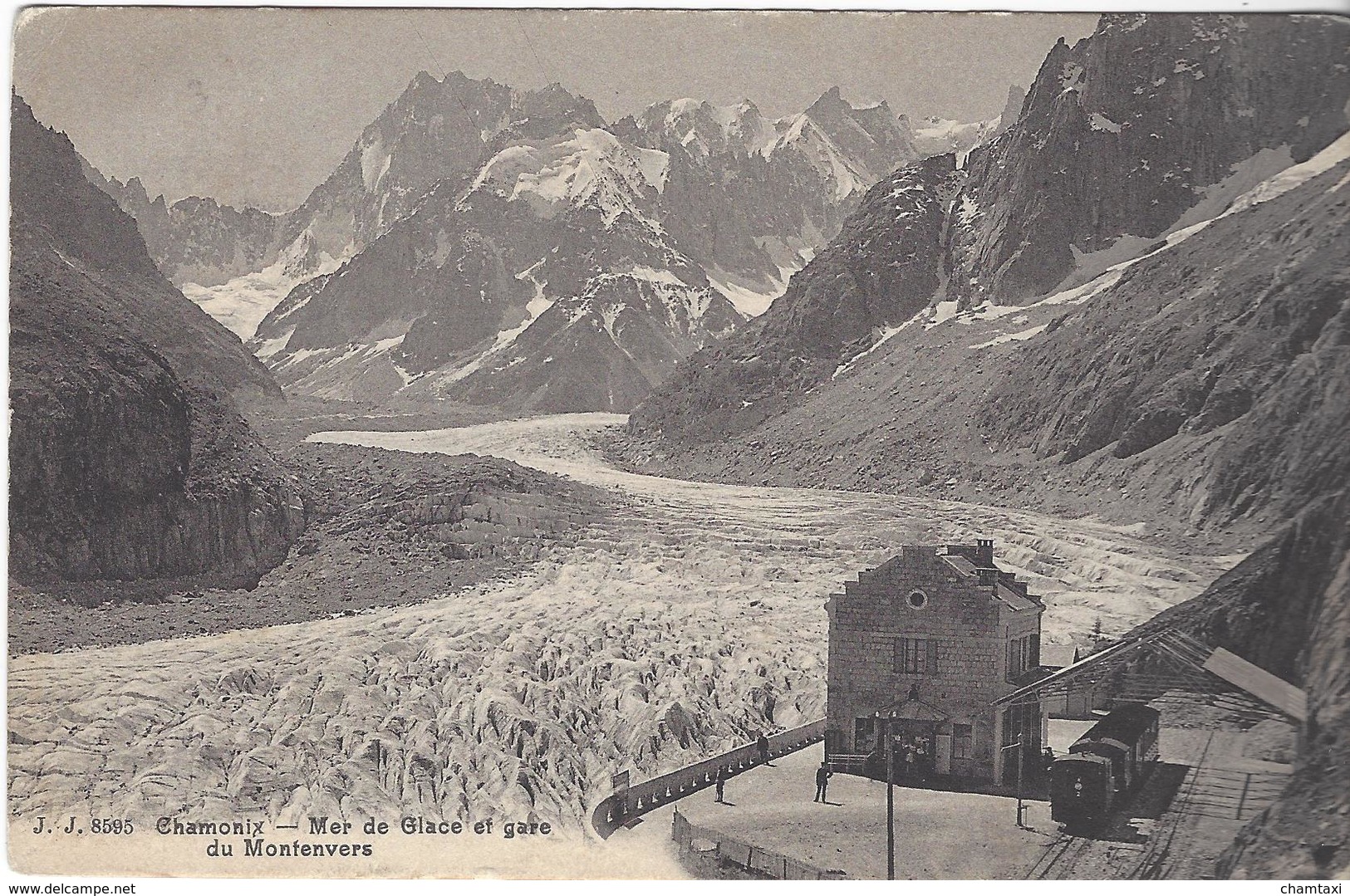 74 CHAMONIX MONT BLANC GARE ARRIVEE TRAIN A CREMAILLERE DU MONTENVERS GLACIER DE LA MER DE GLACE ED JULLIEN JJ 8595 - Chamonix-Mont-Blanc