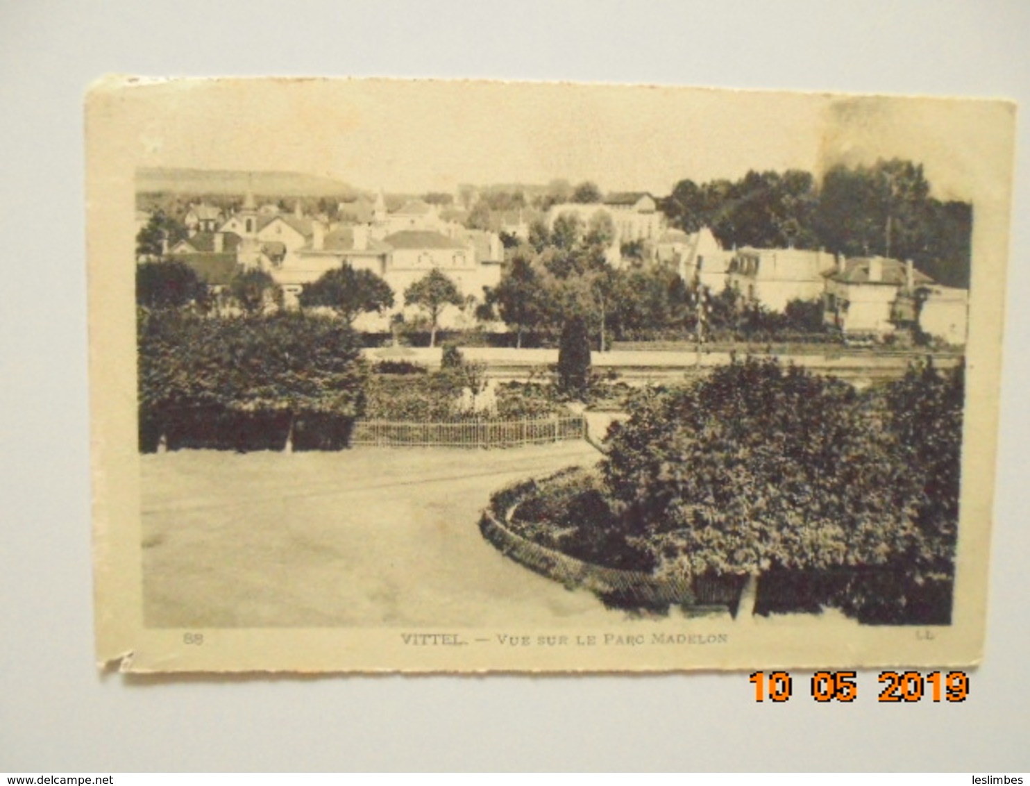 Vittel. Vue Sur Le Parc Madelon. LL 88 Postmarked 1912 - Contrexeville