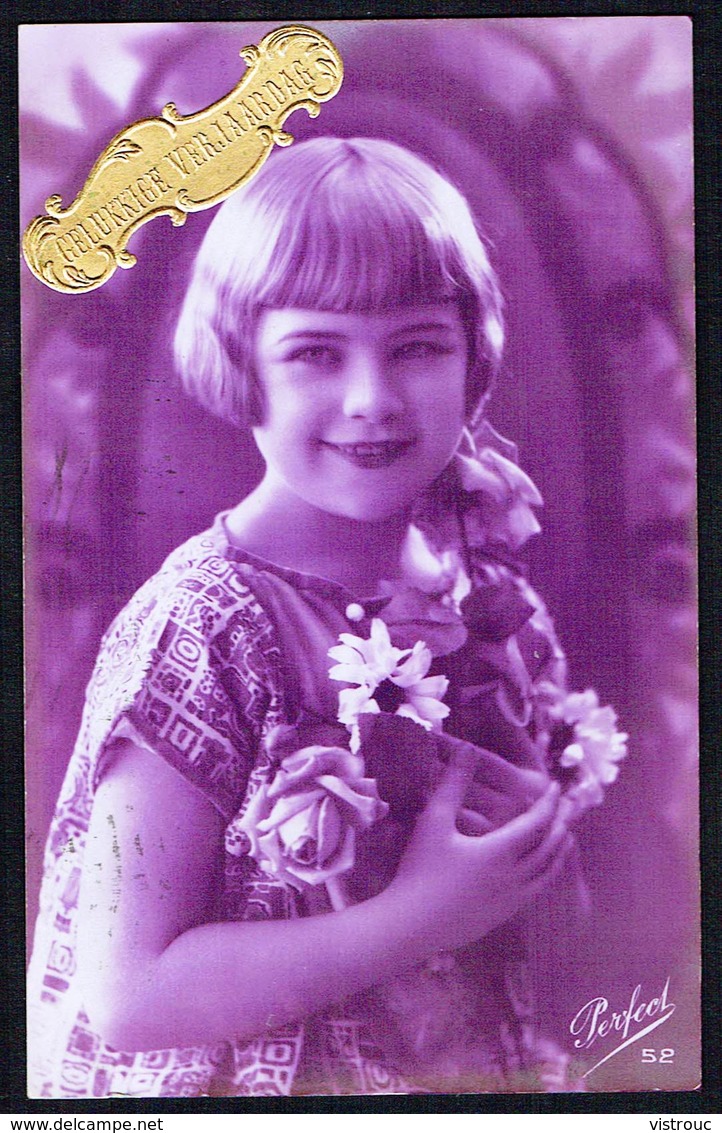 FEMME - CP - Jeune Fille Avec Bouquet De Fleurs - Circulé - Circulated - Gelaufen - 1927. - Femmes