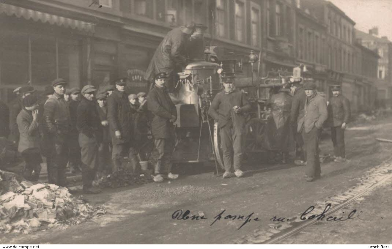 Magnifique Carte-photo - Pompiers De Liège - Une Pompe - Vue Très Animée - 2 Scans - Sapeurs-Pompiers