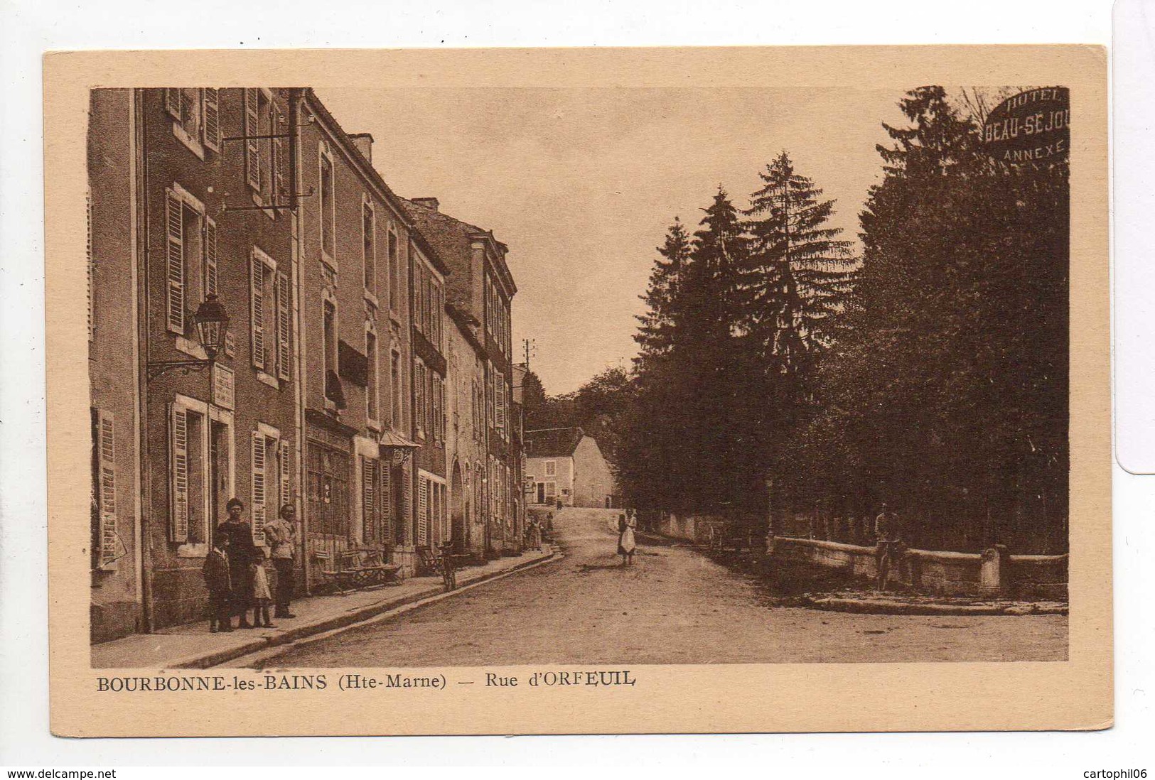 - CPA BOURBONNE-LES-BAINS (52) - Rue D'ORFEUIL (avec Personnages) - Collection Guyard - - Bourbonne Les Bains