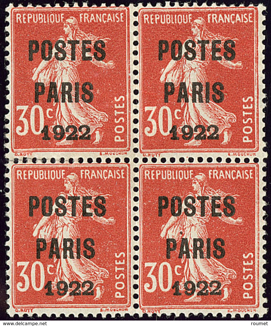 ** Postes Paris. No 32, Bloc De Quatre (un Ex *), Froissures De Gomme Mais TB. - R - 1893-1947
