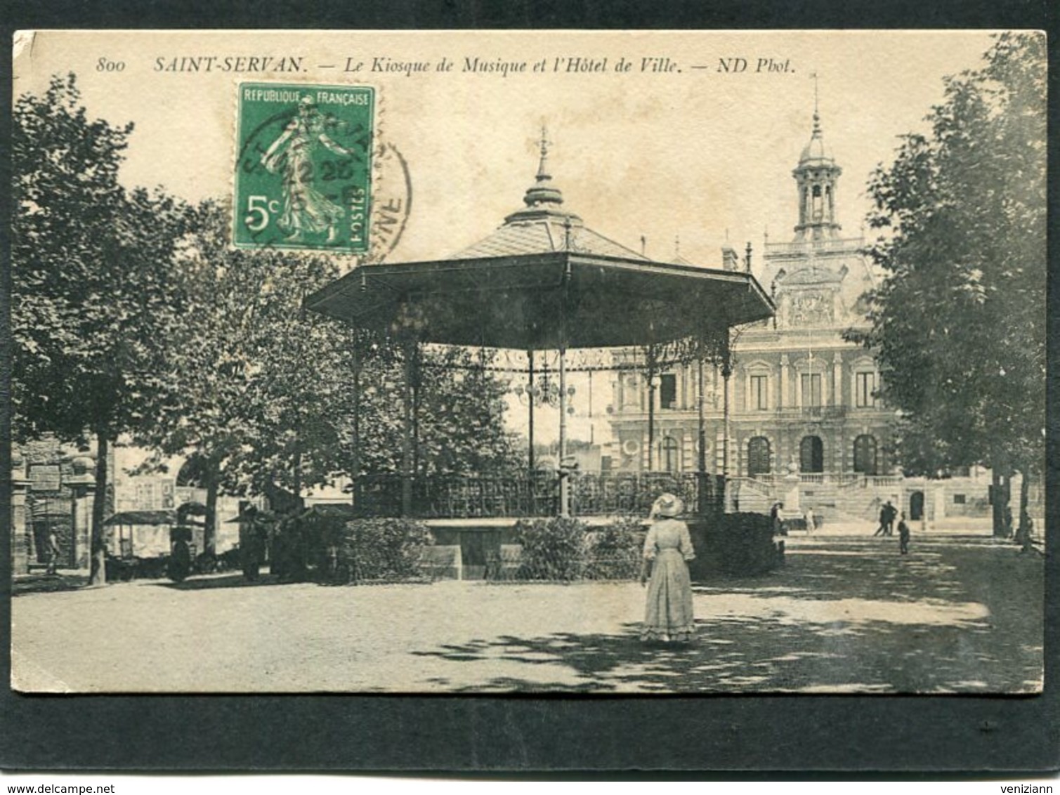 CPA - SAINT SERVAN - Le Kiosque De Musique Et L'Hôtel De Ville, Animé - Saint Servan